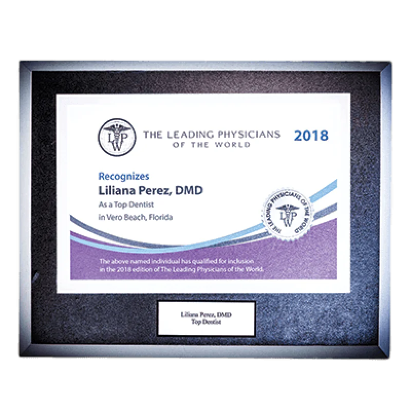 Médicos líderes del mundo 2018 - Liliana Pérez DMD - Pelican Dental Care Vero Beach